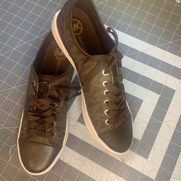 Brown Leather Micheal Kors Sneakers - Picture 1 of 9